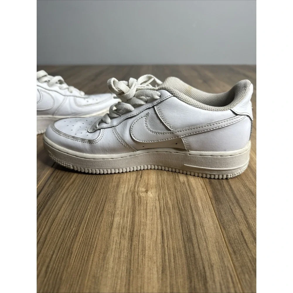 Nike Air Force‎ 1 le Low Triple White Size 6.5Y GS DH2920-111
